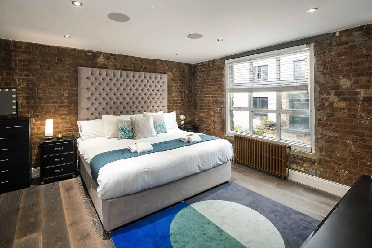 Huge Penthouse Retreat Next To Old Street Station Apartment London United Kingdom