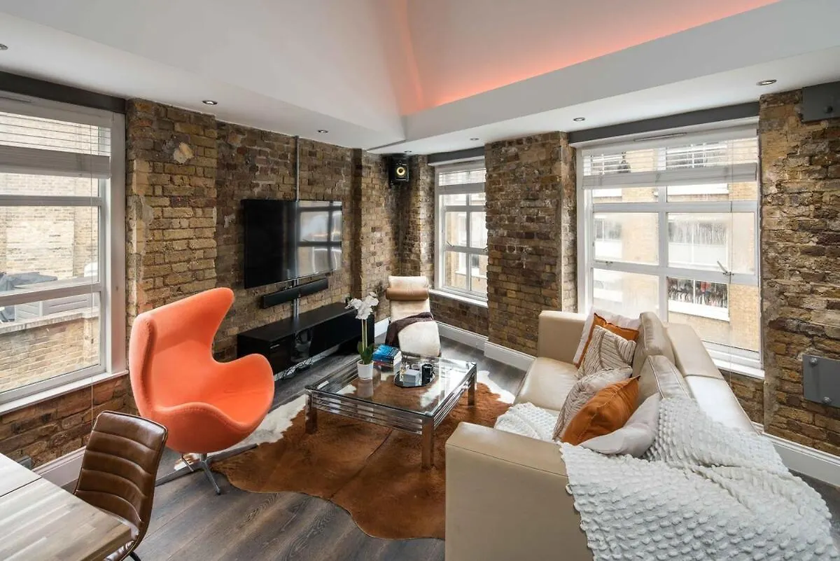 Huge Penthouse Retreat Next To Old Street Station Apartment London